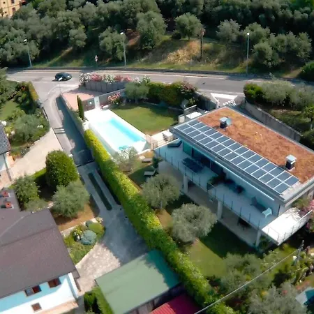 Ferienvilla 'madaba' Mit Blick Aufs Wasser By Interhome Nyaraló