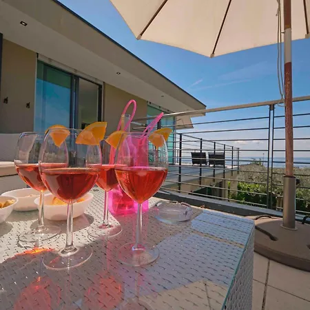 بيت للعطل Ferienvilla 'madaba' Mit Blick Aufs Wasser By Interhome *