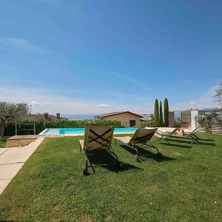 Ferienvilla 'madaba' Mit Blick Aufs Wasser By Interhome بيت للعطل باردولينو